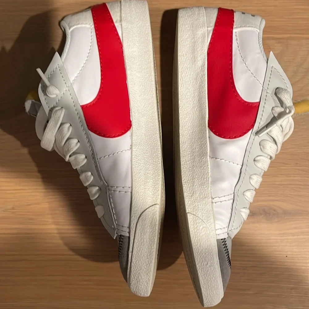Men’s shoes - Picture 2 of 4
